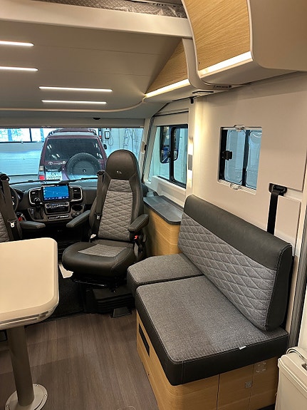 Bilde 17 av Adria SONIC 700DC. 180HK-AUT.ALDE.SOLSELLE.MARKISE.LED-KJØRELYS.EL-HANDBREKK.