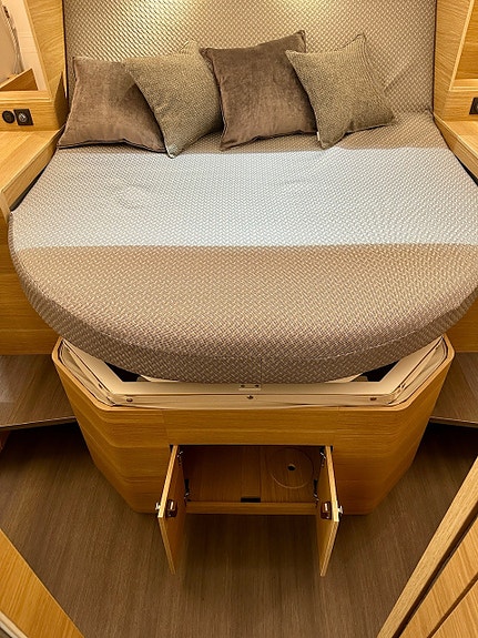 Bilde 43 av Adria SONIC 700DC. 180HK-AUT.ALDE.SOLSELLE.MARKISE.LED-KJØRELYS.EL-HANDBREKK.