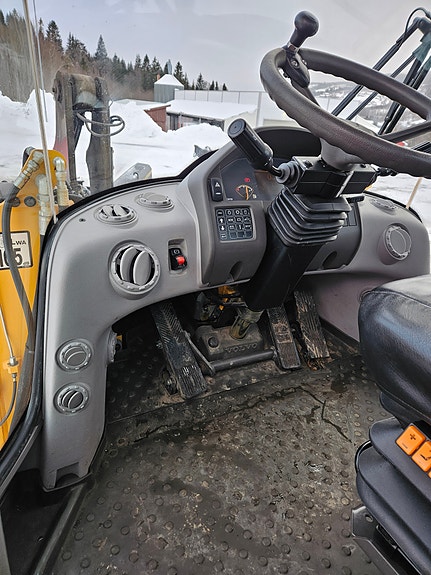 Volvo L 70 G BM tiltfeste, 3dje-4dje funk. og ubrukt klappving 24 of 30