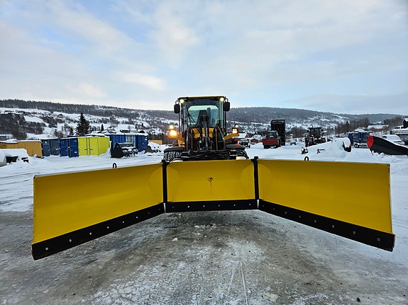 Volvo L 70 G BM tiltfeste, 3dje-4dje funk. og ubrukt klappving 3 of 30