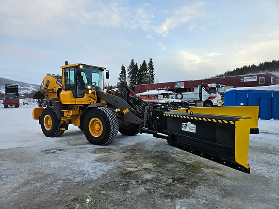 Volvo L 70 G BM tiltfeste, 3dje-4dje funk. og ubrukt klappving