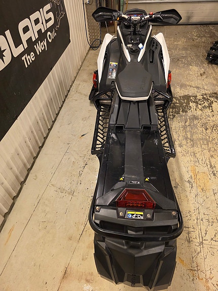 Polaris 850 Switchback Assault 5 of 11