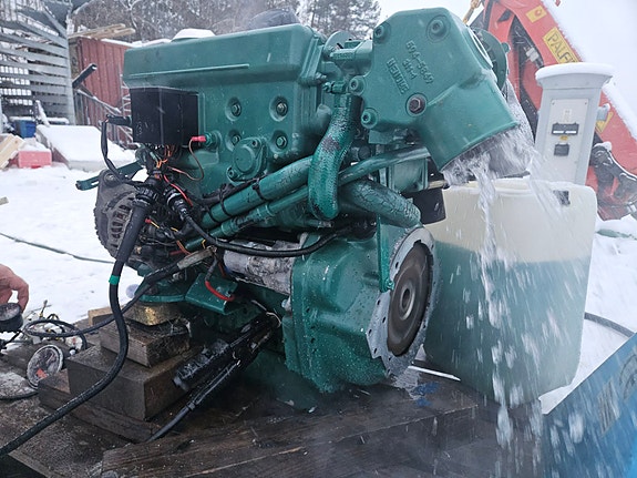 Volvo Penta D2-75 - 2005 modell - selges