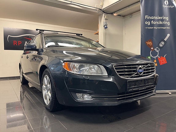 Volvo V70 4 of 22