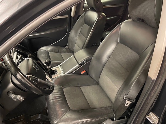 Volvo V70 17 of 22