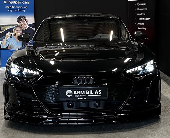 Audi e-tron GT RS 4 of 5