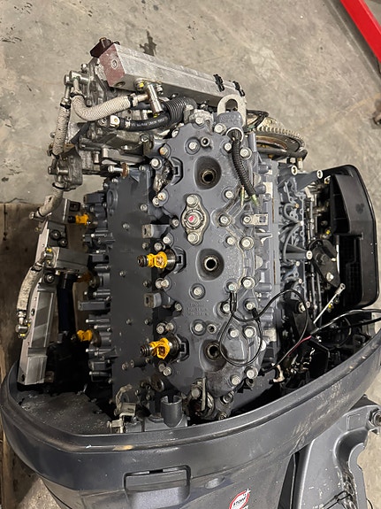 Yamaha 3.1 L 225 V-Max HPDI