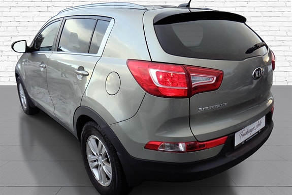 Kia Sportage 3 of 5