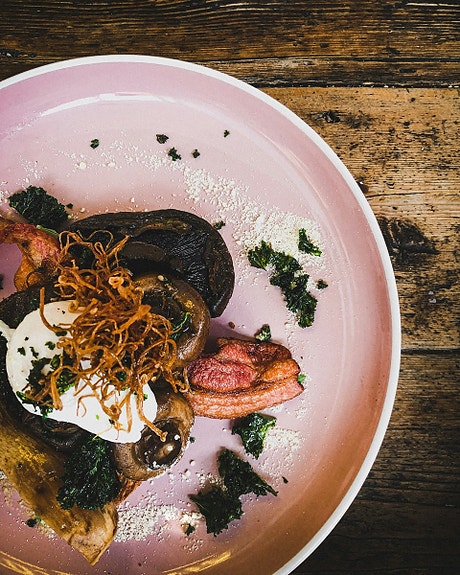 Rustikk interiør, rustikk mat.