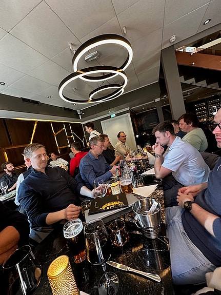 Tur til Oslo, Bygg reis deg