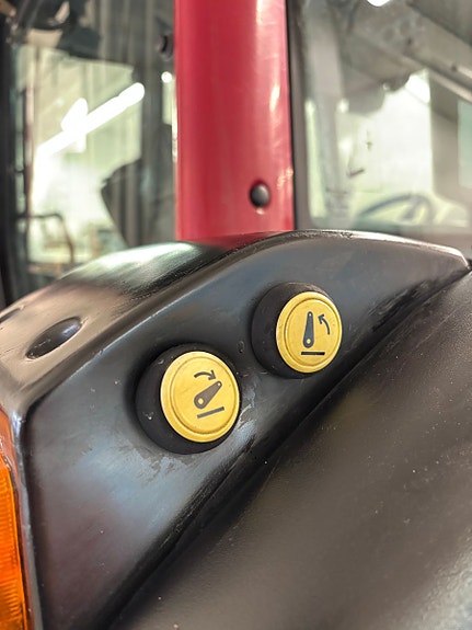 Valtra A95-4, ÅLØ laster, god servicehistorikk 2007, kr 339 000,-