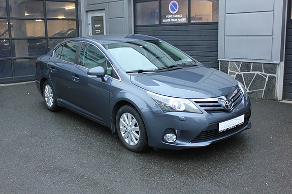 Toyota Avensis 3 of 25