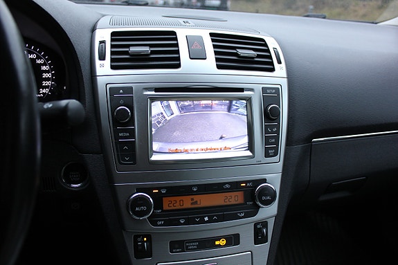Toyota Avensis 23 of 25