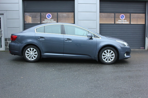 Toyota Avensis 6 of 25