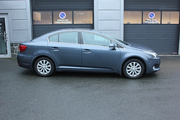 Toyota Avensis 5 of 25