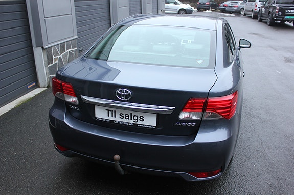 Toyota Avensis 9 of 25