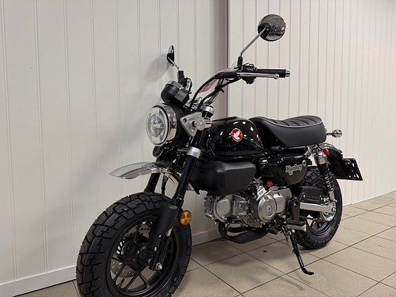 Honda Monkey 125 3 of 8