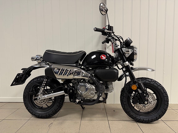 Honda Monkey 125 2 of 8