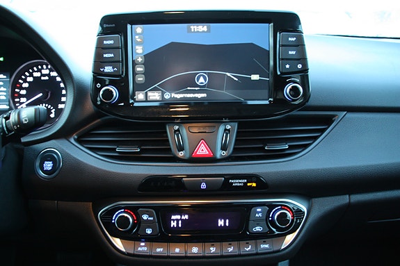 Hyundai i30 18 of 26