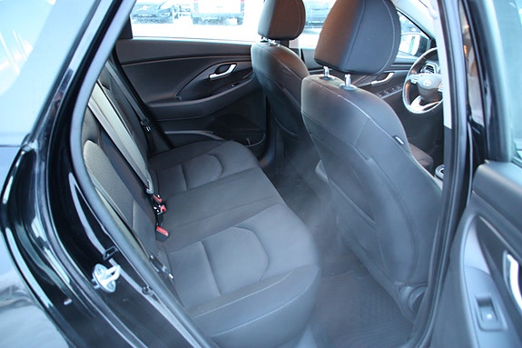 Hyundai i30 24 of 26