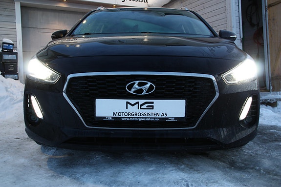 Hyundai i30 2 of 26