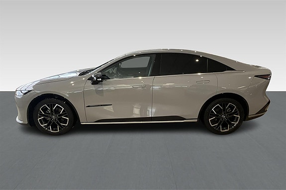 Mazda 6e 3 of 5