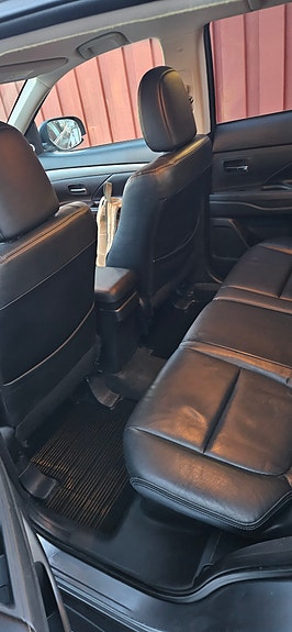 Mitsubishi Outlander 15 of 18