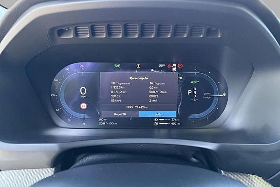 Volvo XC90 17 of 30