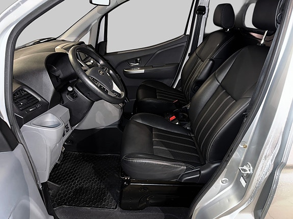 BYD T3 7 of 23