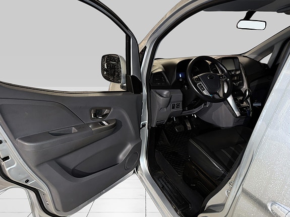BYD T3 6 of 23