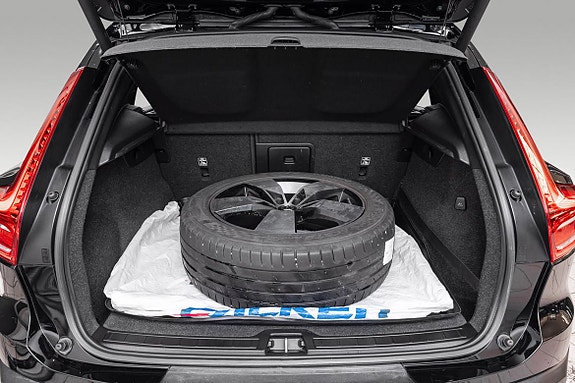 Volvo XC40 23 of 27