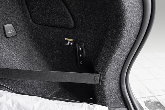 Volvo XC40 24 of 27