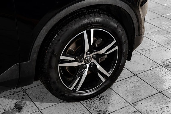 Volvo XC40 9 of 27