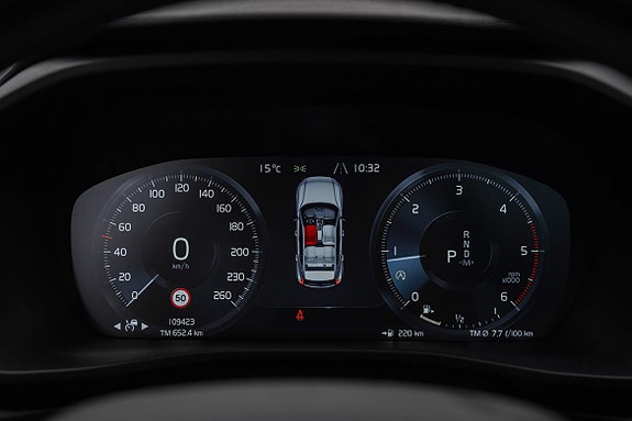 Volvo XC40 18 of 27