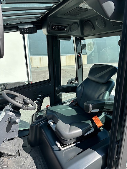 Bobcat 2.5T dieseltruck. Leasing: 0% rente 5 år! 7 of 8