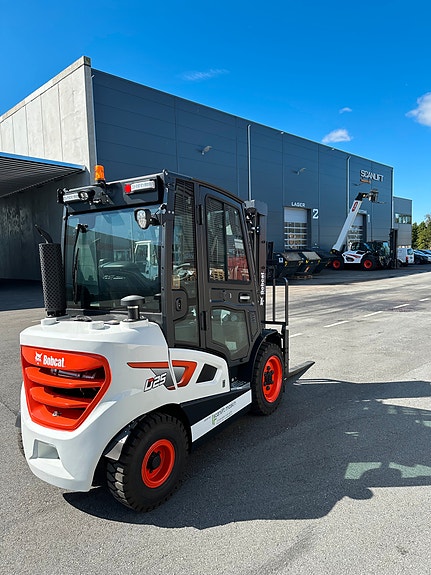 Bobcat 2.5T dieseltruck. Leasing: 0% rente 5 år! 4 of 8