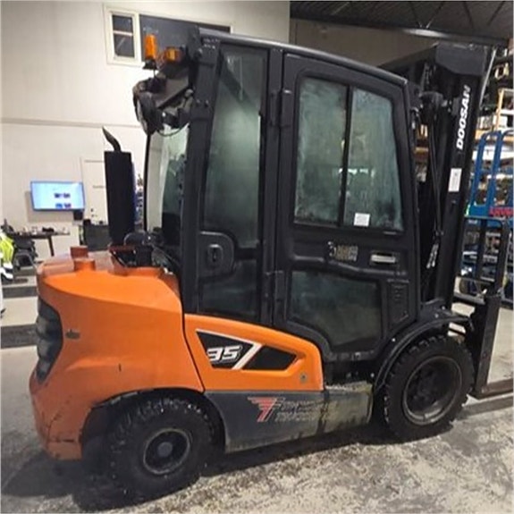 Doosan D35C-9 3 of 5