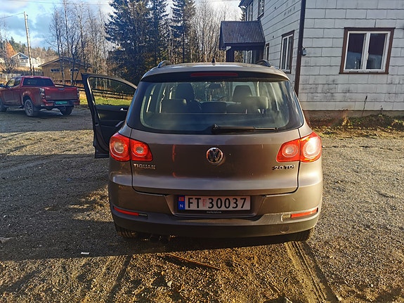 Volkswagen Tiguan 7 of 11