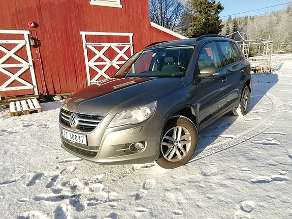 Volkswagen Tiguan 3 of 11