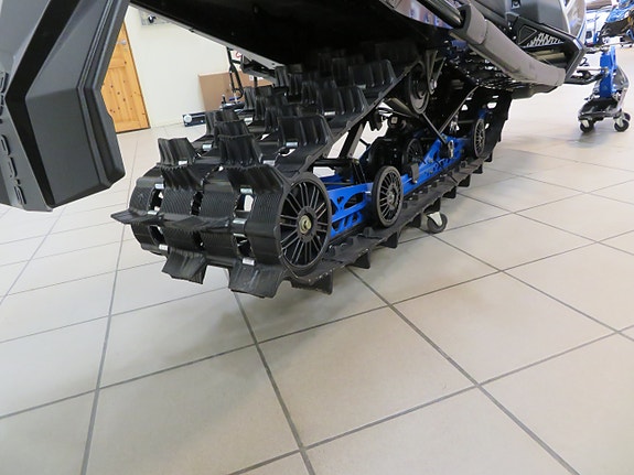 Polaris PROSTAR S4 Nordic Pro 146 8 of 13