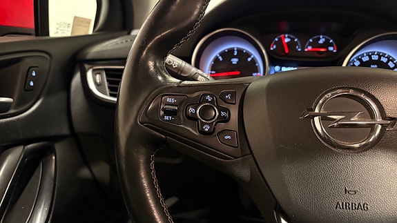 Opel Astra 15 of 26