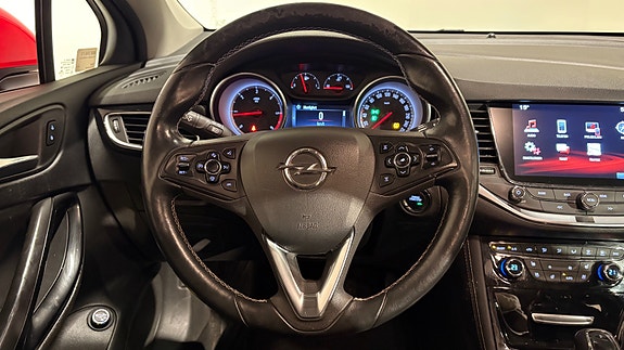Opel Astra 14 of 26