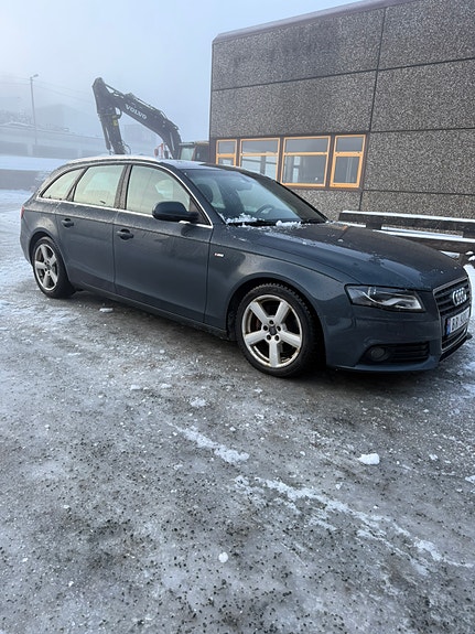 Audi A4 3 of 20