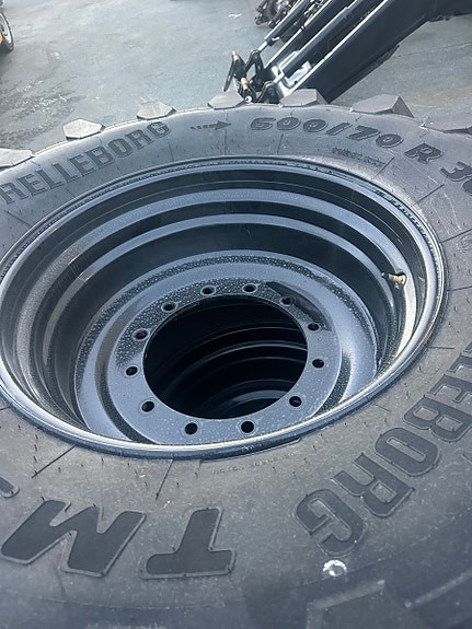 Trelleborg TM900 710/70-42 og 600/70-30 Valtra S/MF 9S