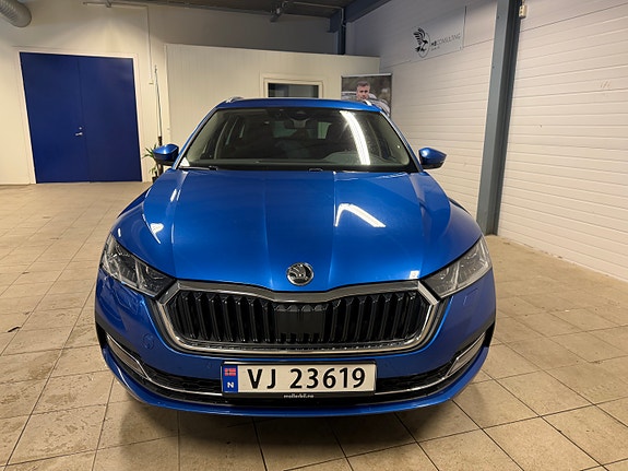 Skoda Octavia 2 of 26