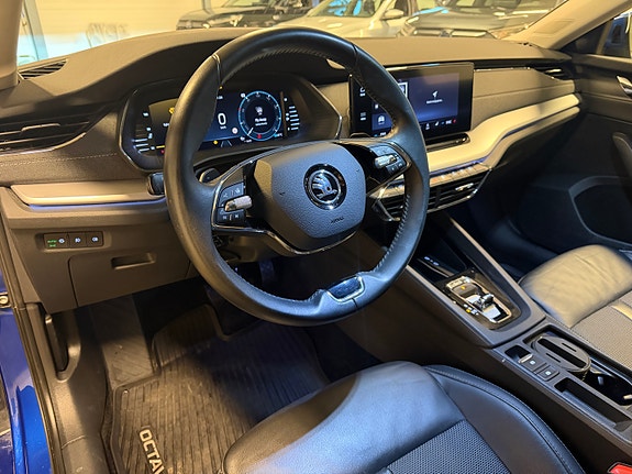 Skoda Octavia 14 of 26