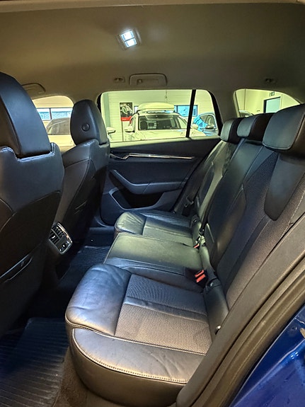 Skoda Octavia 18 of 26