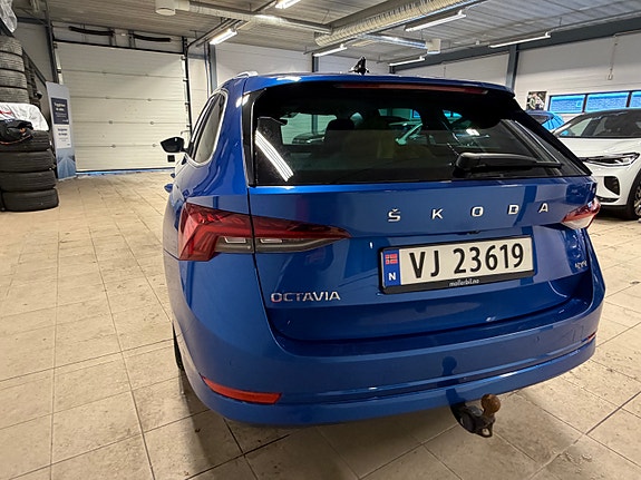Skoda Octavia 10 of 26