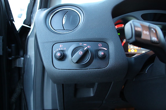 Ford Mondeo 14 of 21