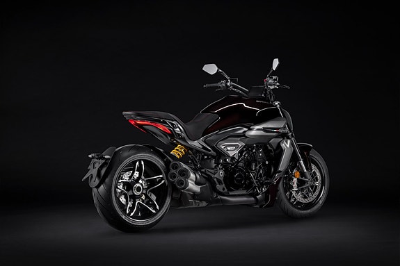 Ducati Xdiavel V4 4 of 5